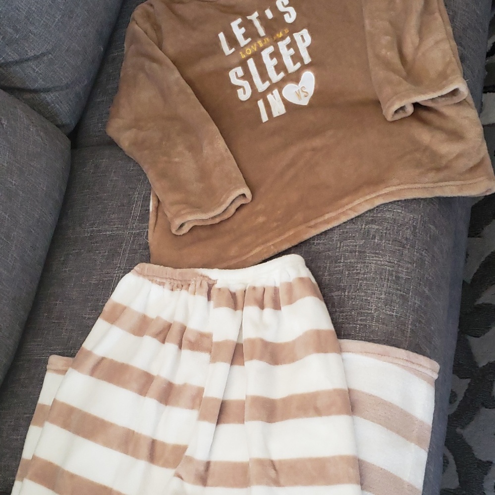 Soft Fuzzy Tan White Striped Pajama Set